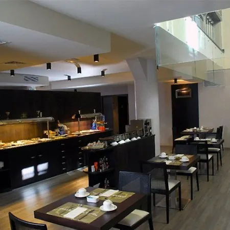 Le M Hotel Paris