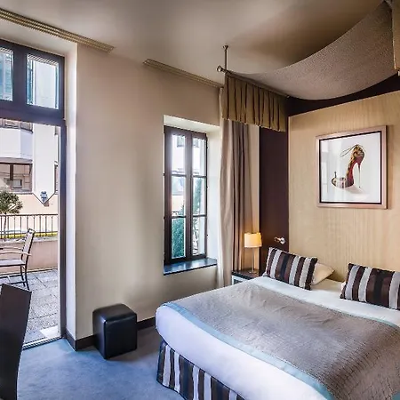 Le M Hotel 4*