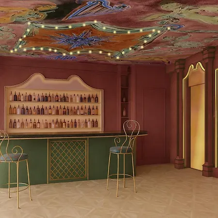 Le Magnifique Ex Le M 4* パリ