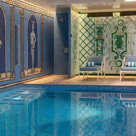 Le Magnifique Hotel Paris