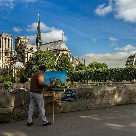 Le Magnifique Hotel
