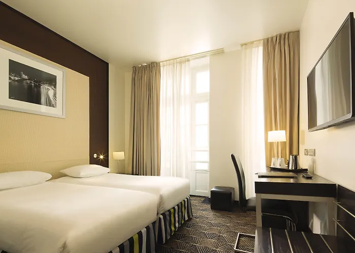 Le Magnifique Ex Le M