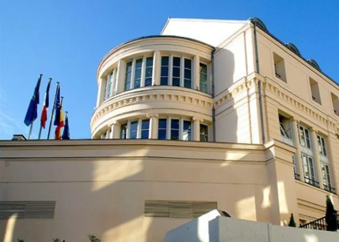 Le Magnifique Ex Le M