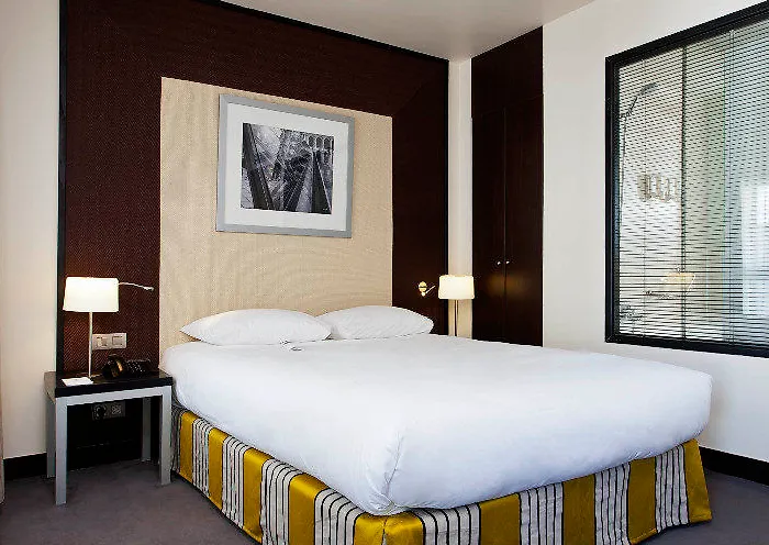 Le Magnifique Ex Le M パリ